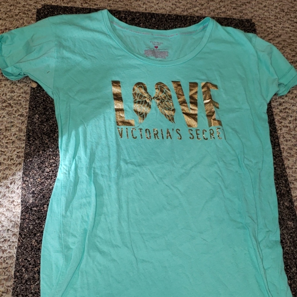 Victoria Secret: Sleep shirt